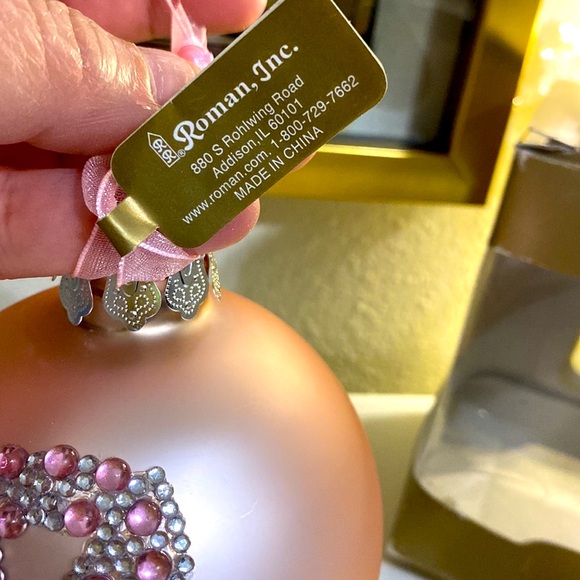 Holiday BREAST CANCER AWARENESS Ornament - Picture 7 of 12